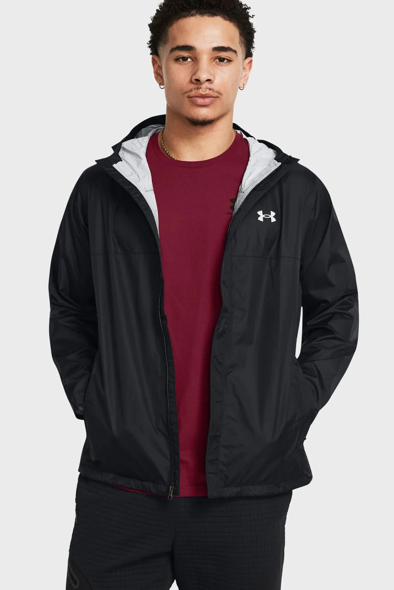 Under Armour Men's Black / White Cloudstrike 2.0 Jacket