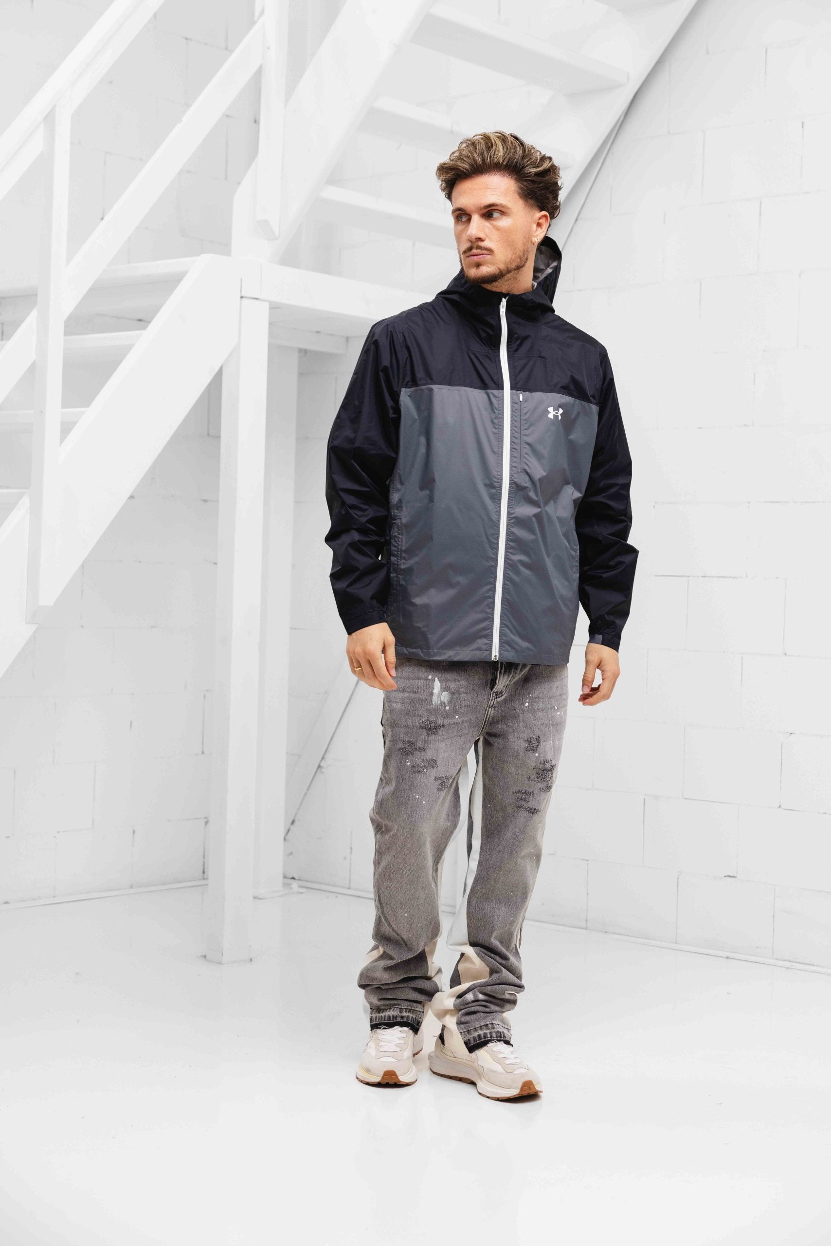 Under Armour Stormproof Cloudstrike Windbreaker