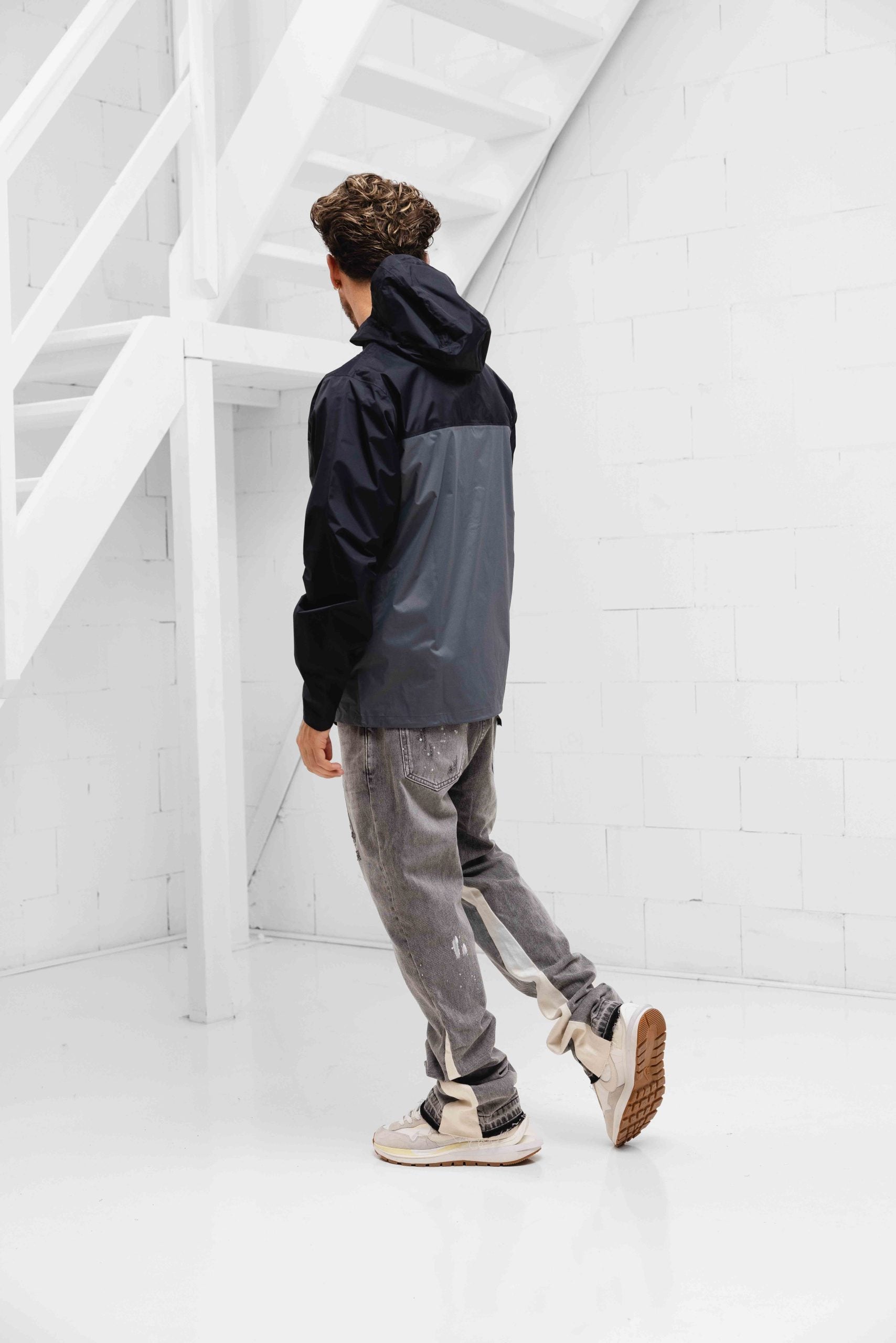 Under Armour Stormproof Cloudstrike Windbreaker