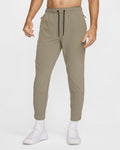 Pantalon de Survêtement Nike Homme – Training Gris Clair Confort