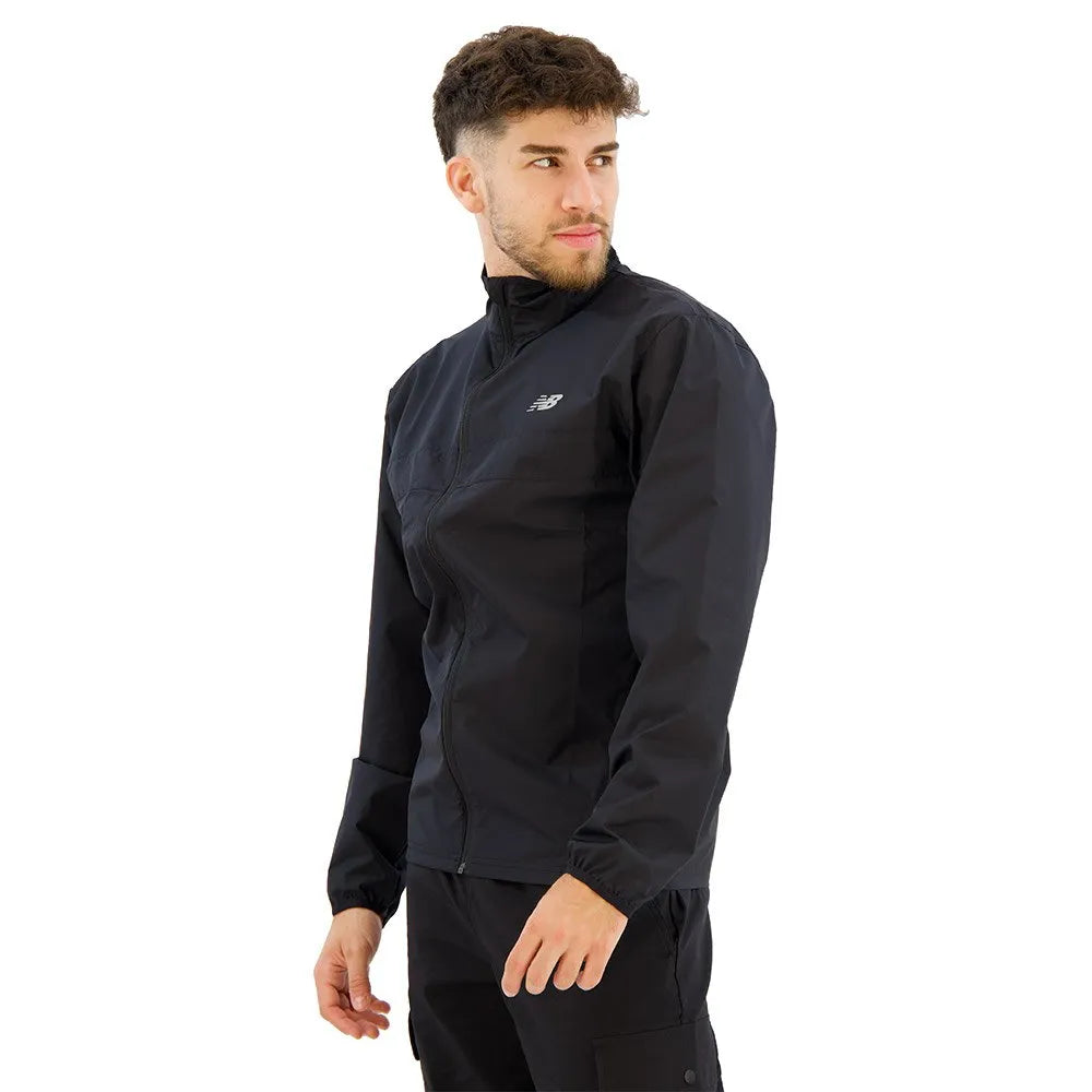 Veste New Balance Homme – Sport WV Jacket Noir Léger Confort