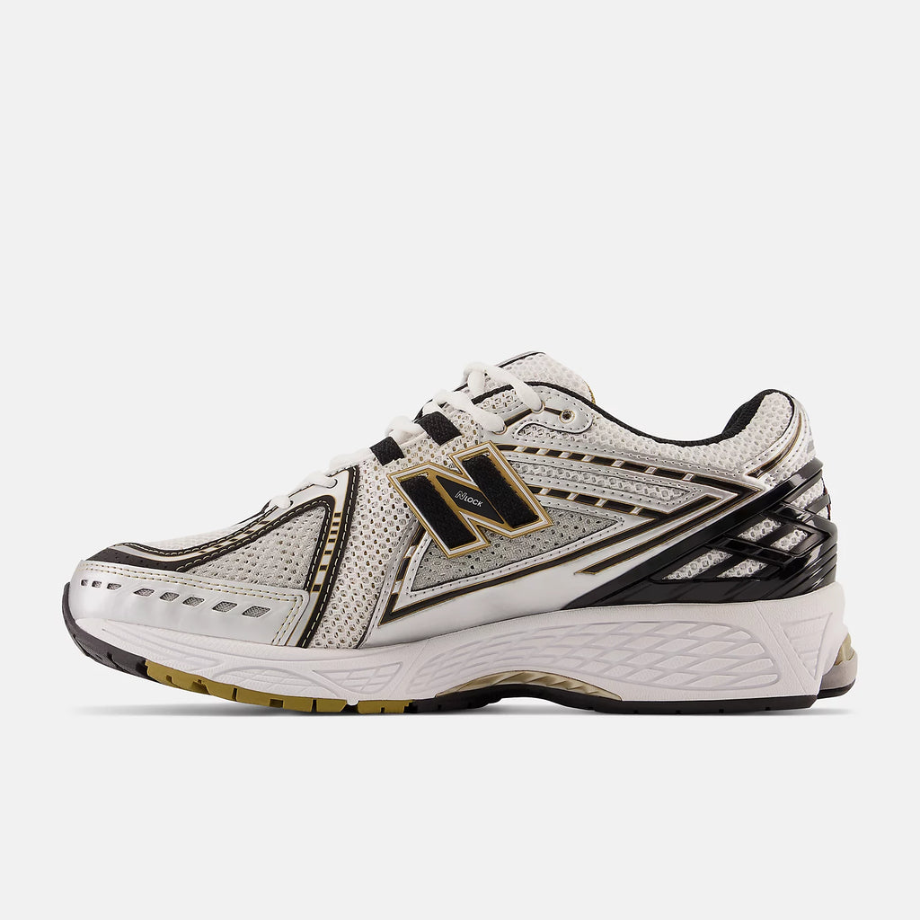 New Balance 1906 phantom