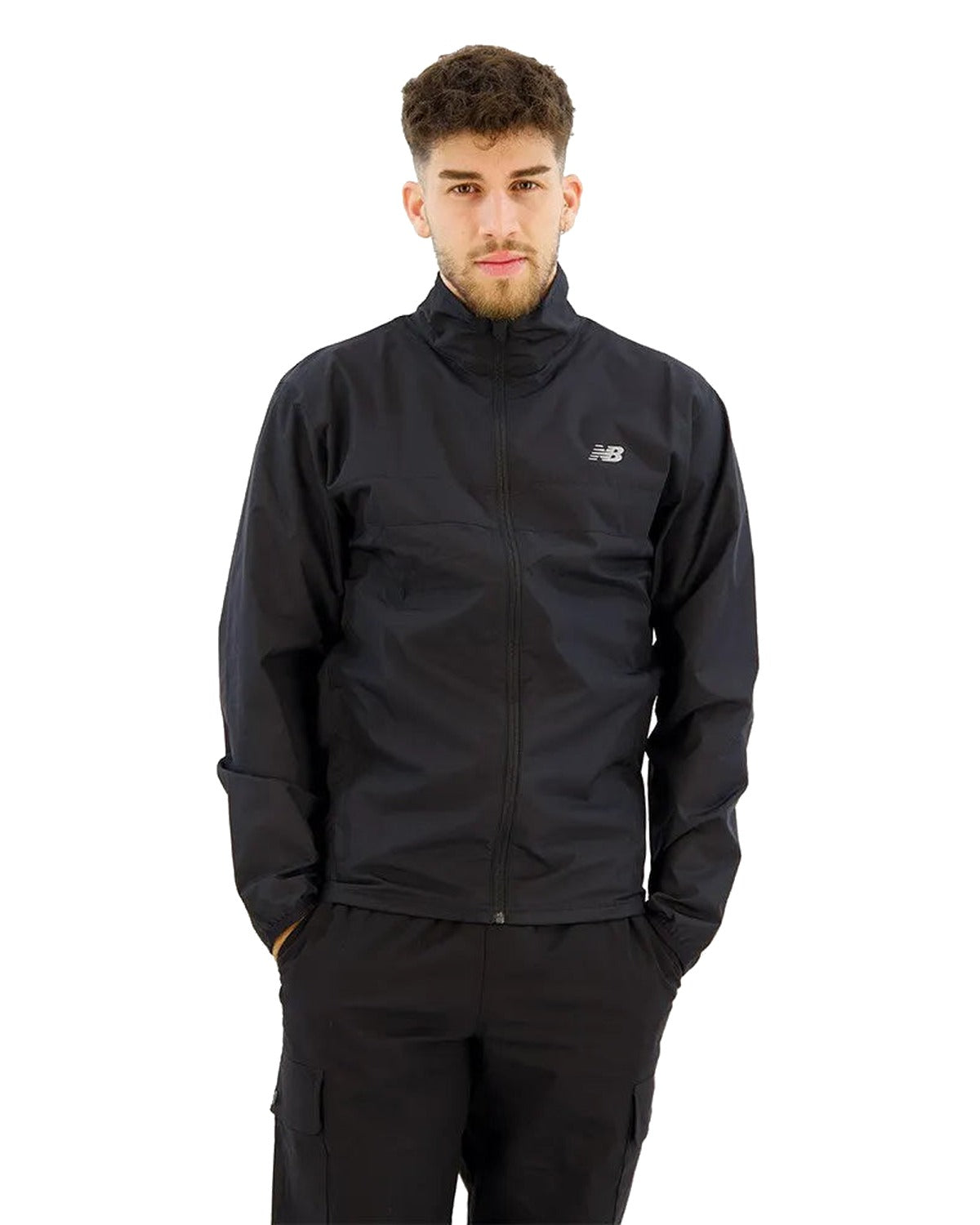 Veste New Balance Homme – Sport WV Jacket Noir Léger Confort